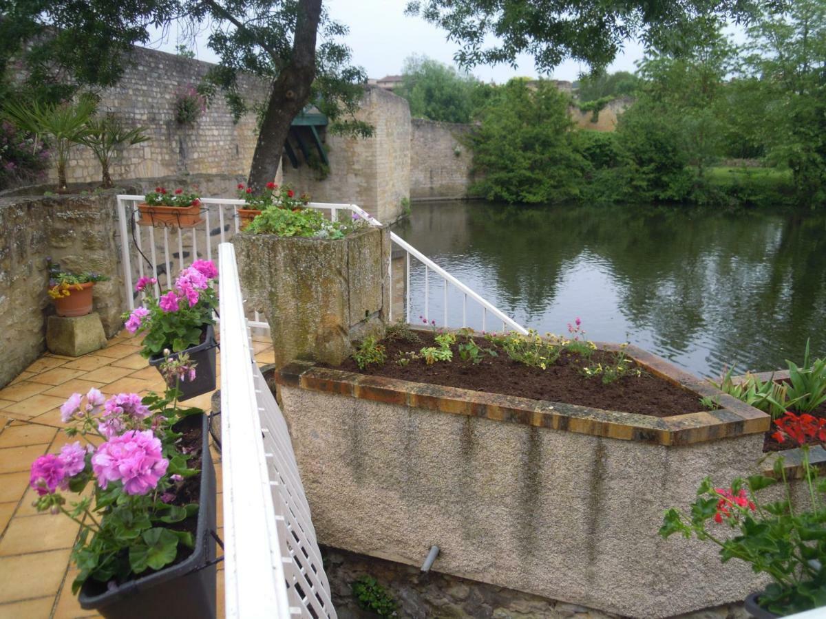 Moulin De L'Abbesse Bed and Breakfast Thouars Εξωτερικό φωτογραφία
