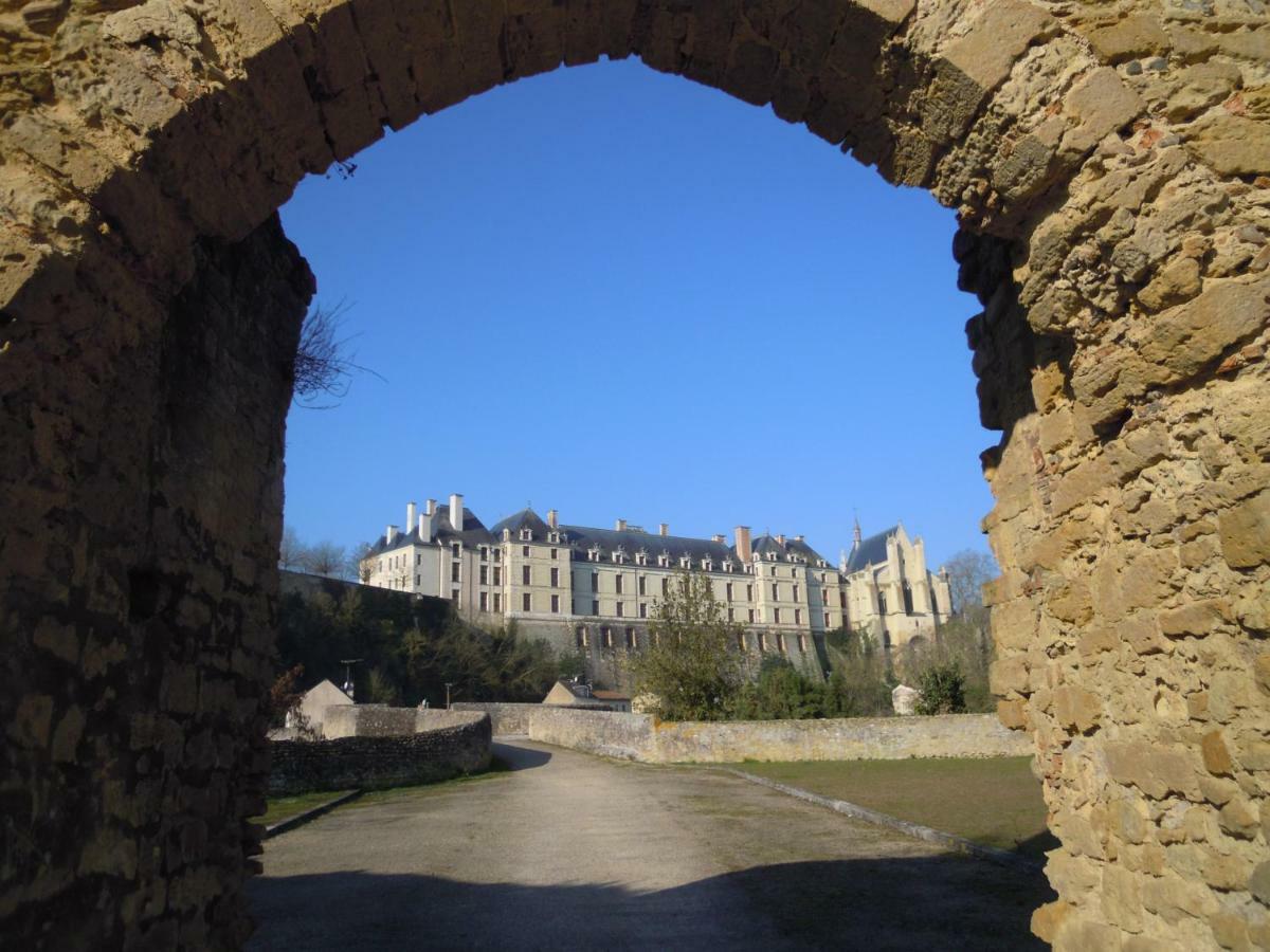 Moulin De L'Abbesse Bed and Breakfast Thouars Εξωτερικό φωτογραφία